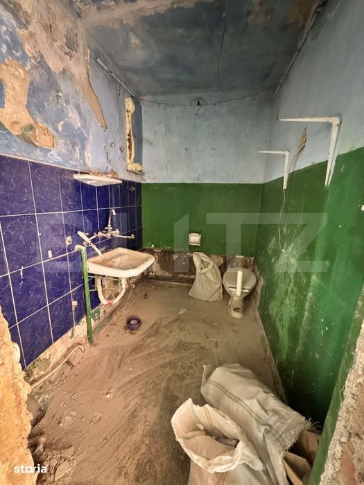 Apartament de vanzare- zona Sfanta Vineri