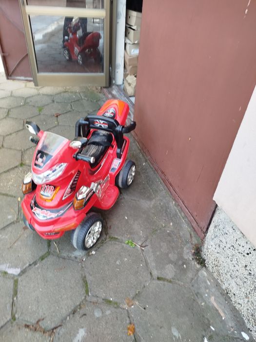 Детски атв та със зареждащи се батерии