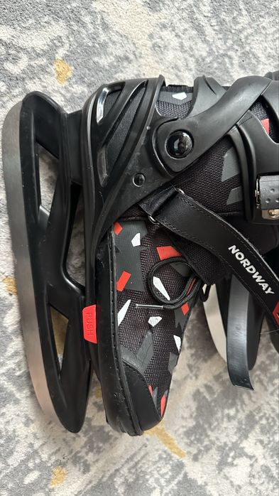 Коньки норвей в отличном состояние