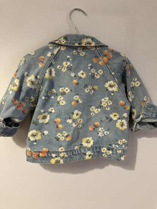 Джинсовая куртка подойдет на 74-86 см