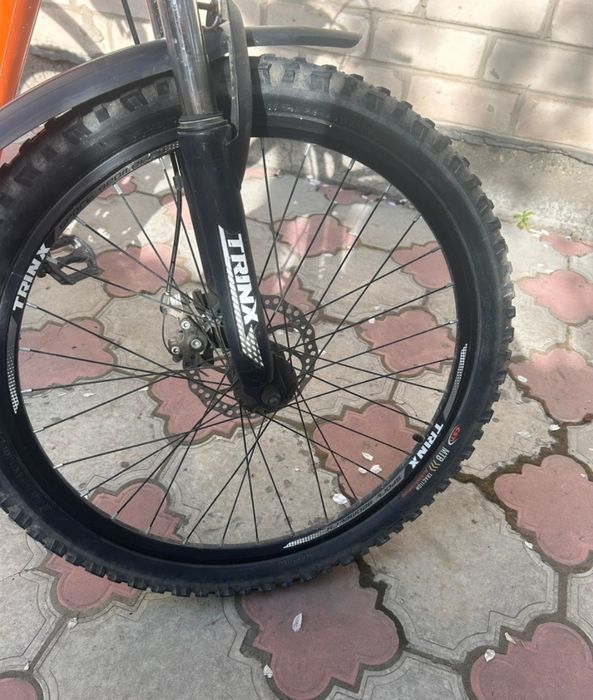 Продам фирменный велосипед подростковый Trinx