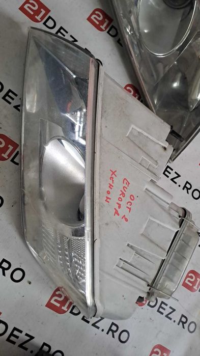 Faruri Skoda Octavia 2 cu Xenon / Far stanga , far dreapta de Europa