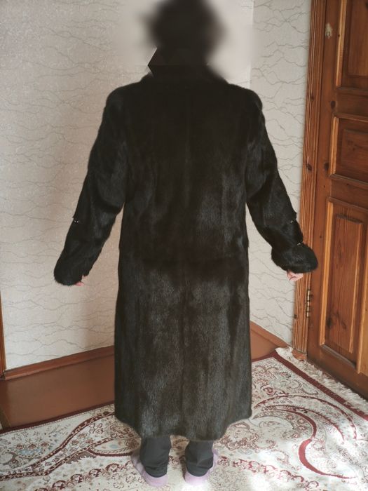Продам норковую шубу