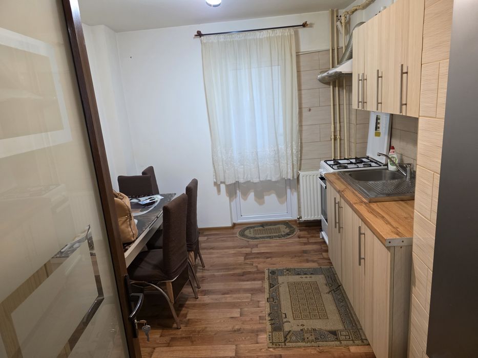 Apartament de inchiriat