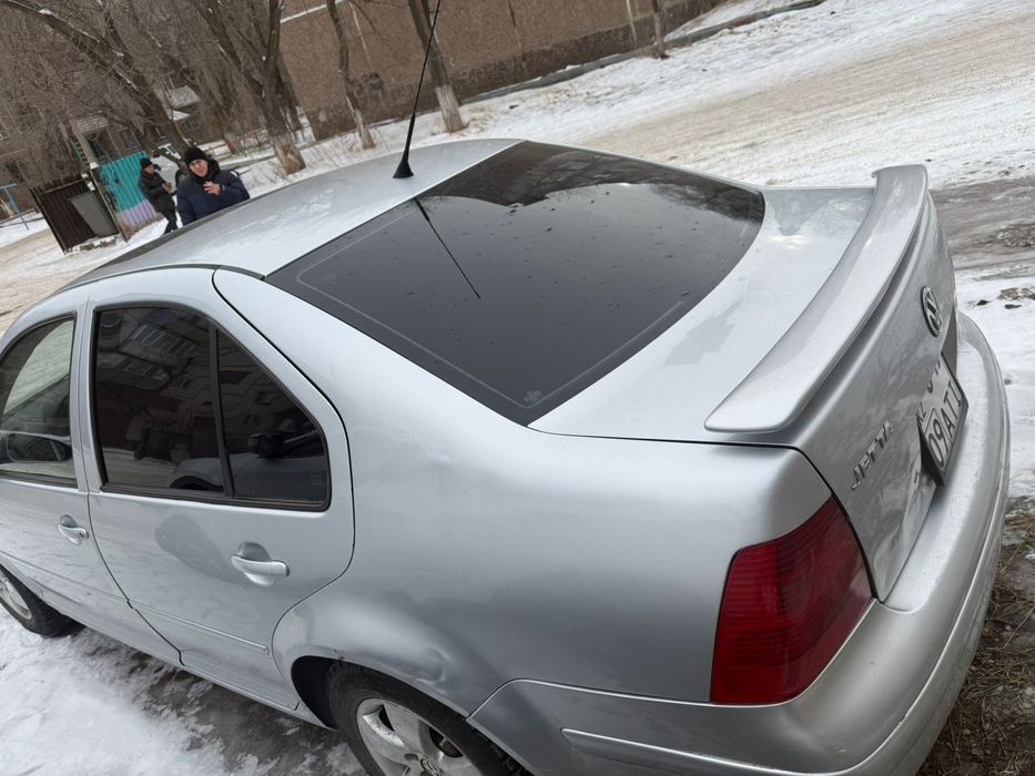 Продам машину Volkswagen Jetta