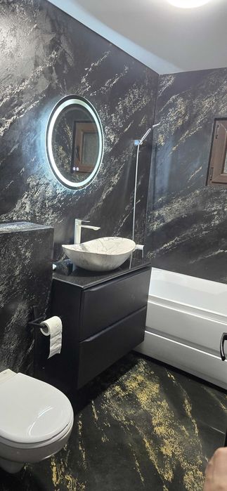 Apartament 2/3 camere de vanzare- centru, strada Toamnei