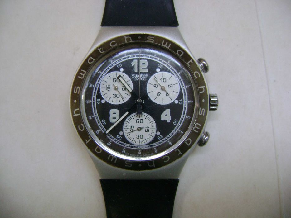 Продавам 5 броя кварцови часовника Nautica,Swatch,Foce,Timex,Q&Q