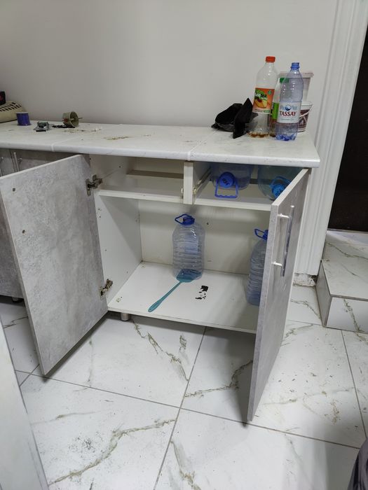 Продается шкаф для различных вещей