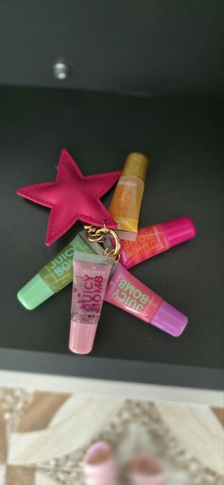 Essence Juicy bomb