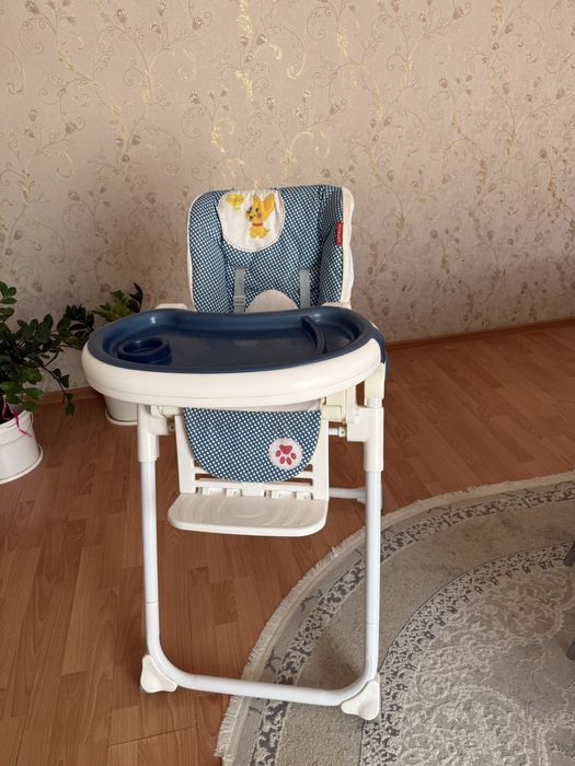 Детский столик для кормления
