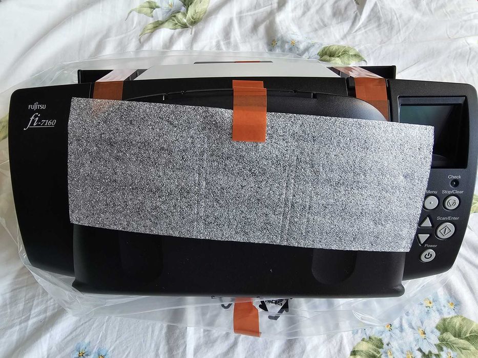 Scanner Fujitsu fi-7160 – NOU / SIGILAT