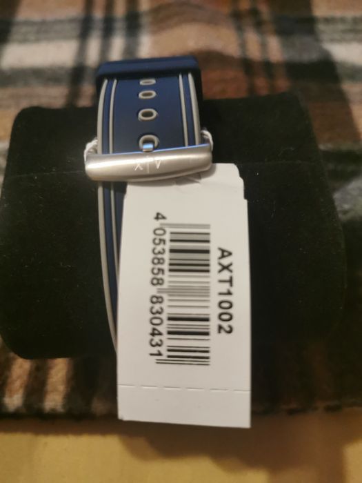 Ceas hibrid Armani Exchange