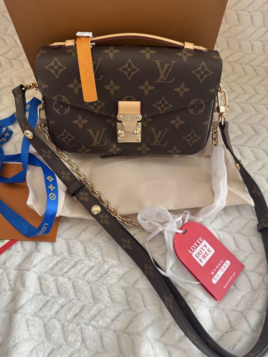 Дамска чанта нова