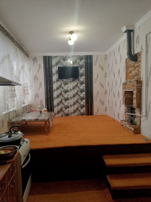 Срочно уй сотилади