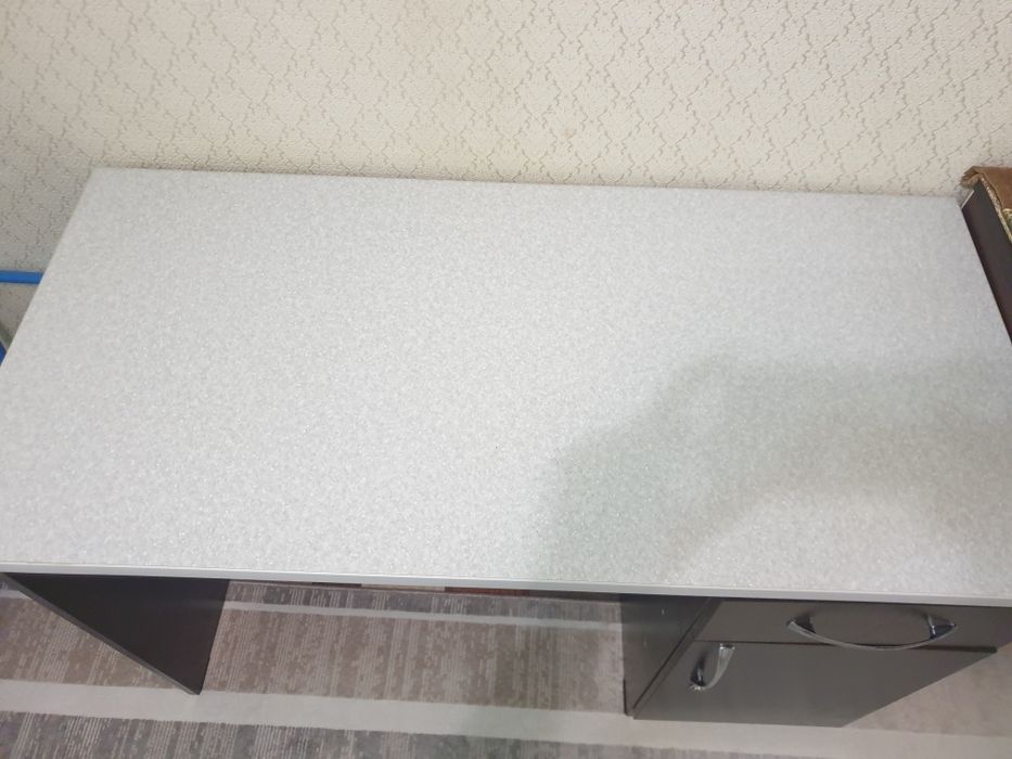 Стол для маникюра