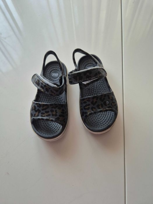 Vand sandale cauciuc, marimea 25