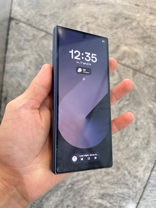Samsung z fold 6