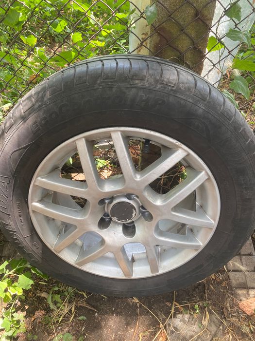 Гуми с джанти за Голф 4