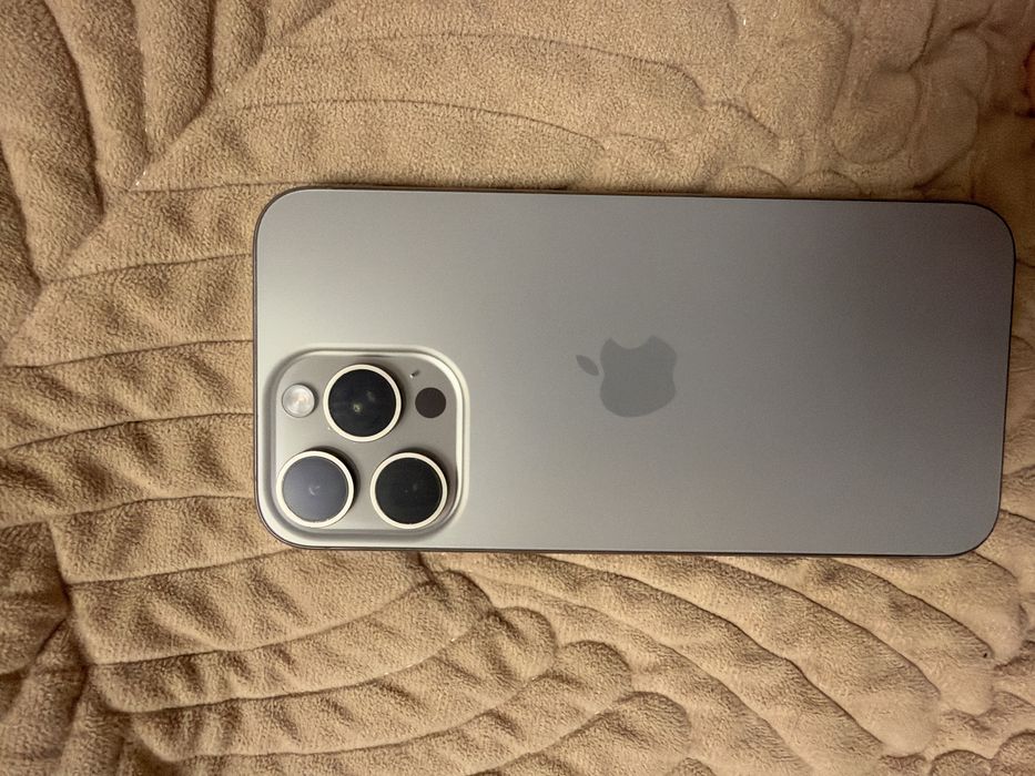 iphone 15  Pro Max