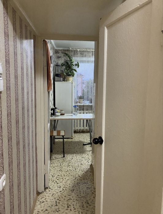 Сдам 1 ком кв  в центре