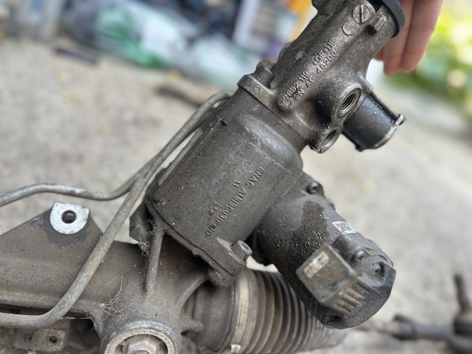 Caseta directie activa Active Steering BMW Seria 3 E90 E91 E92 L6 - Cod 6784551 Originala ZF