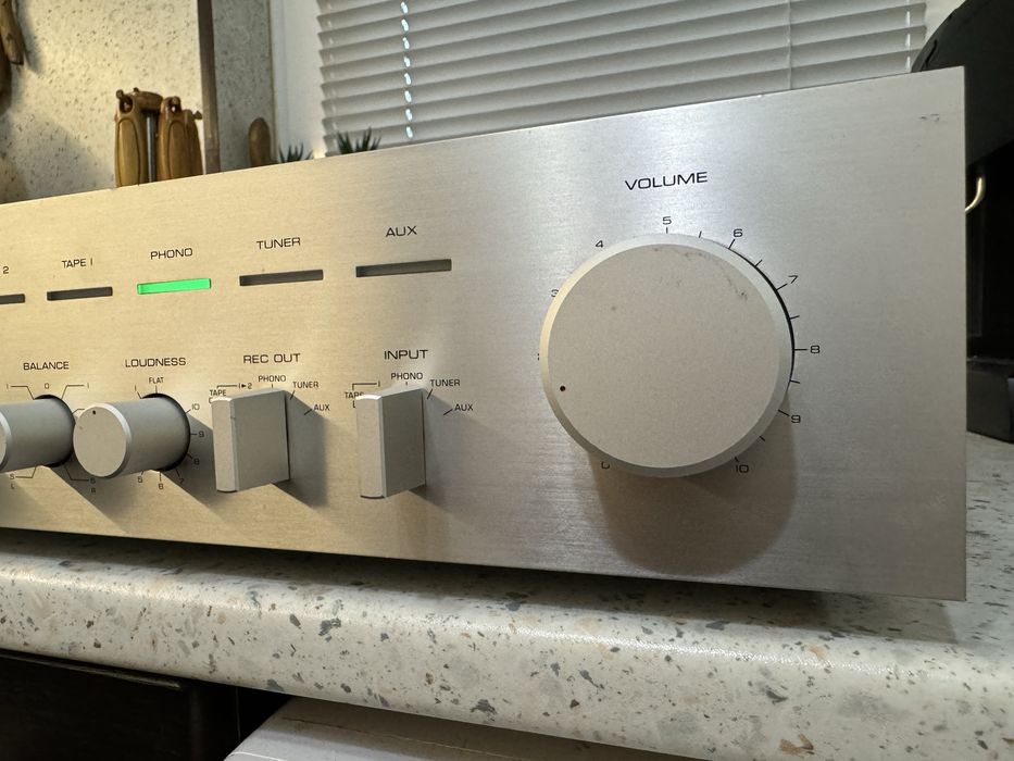 Yamaha A-560 стерео