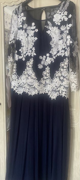 Вечернее  нарядное платье