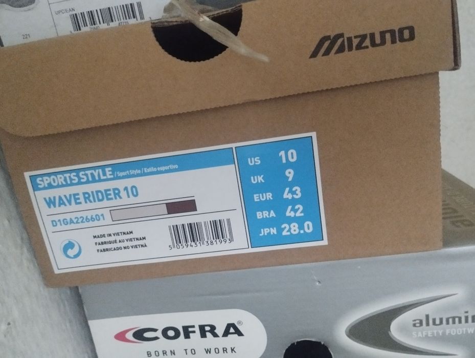 Маратонки обувки Мизуно mizuno 43 номер