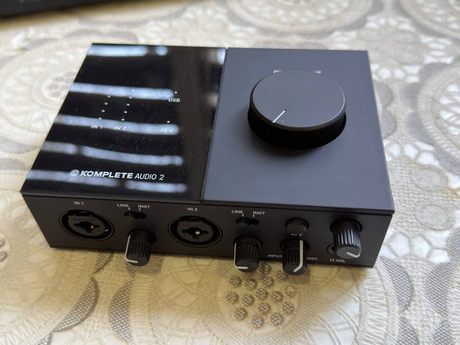 Готовый комплект для звукозаписи: M-Audio BX3, Komplete Audio 2, sE X1