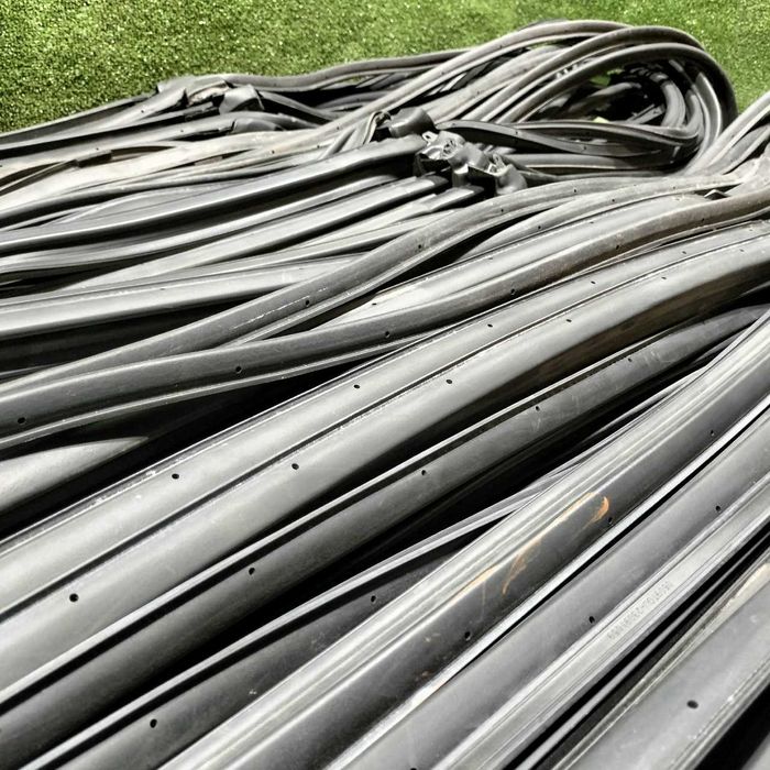 Продам Уплотнители дверей резинки Toyota Camry 40 / 45