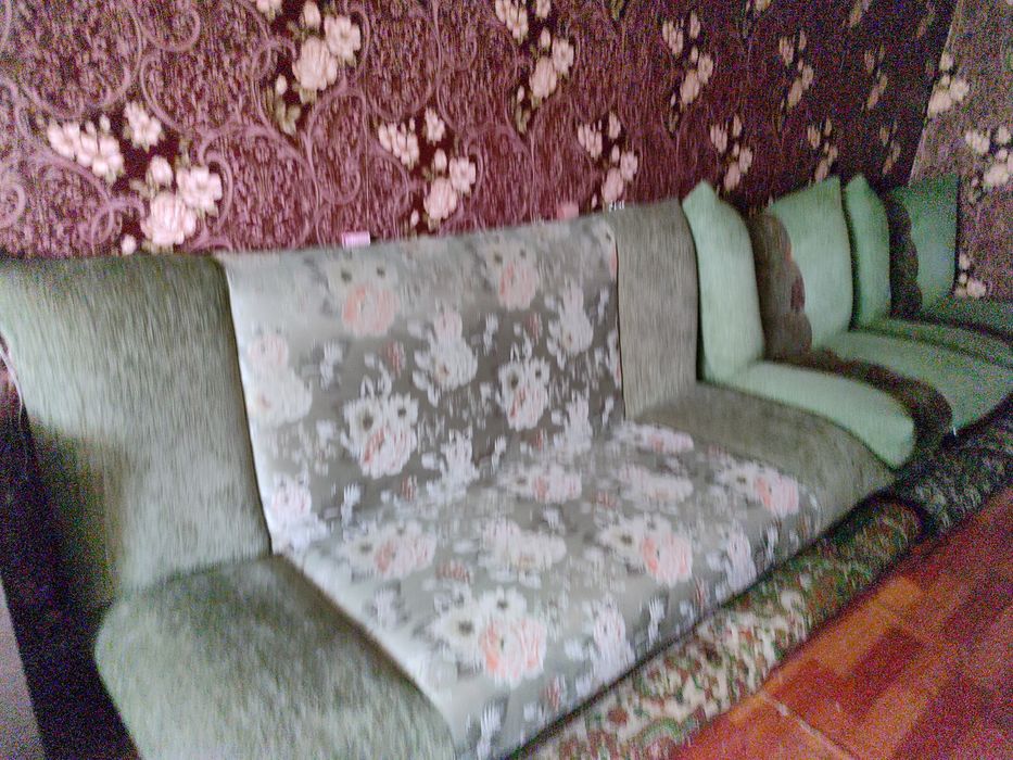 Мягкую мебель  95000  срочно