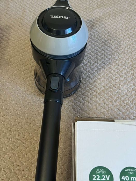 Безкабелна прахосмукачка Zelmer ZSVC510D Peter