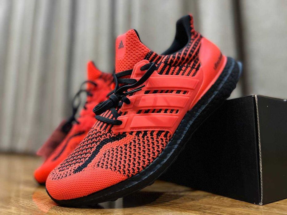 Adidas Ultraboost DNA 5.0 беговые кроссовки РАЗМЕР 43, 44