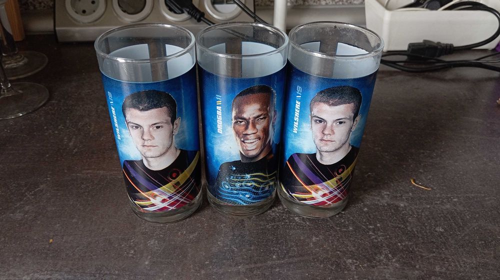 Чаши от уиски, бира, водка и други