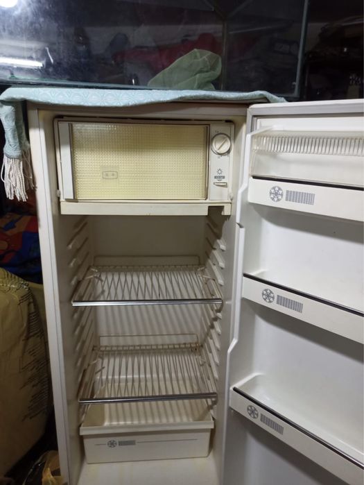 Холодильник *Саратов*