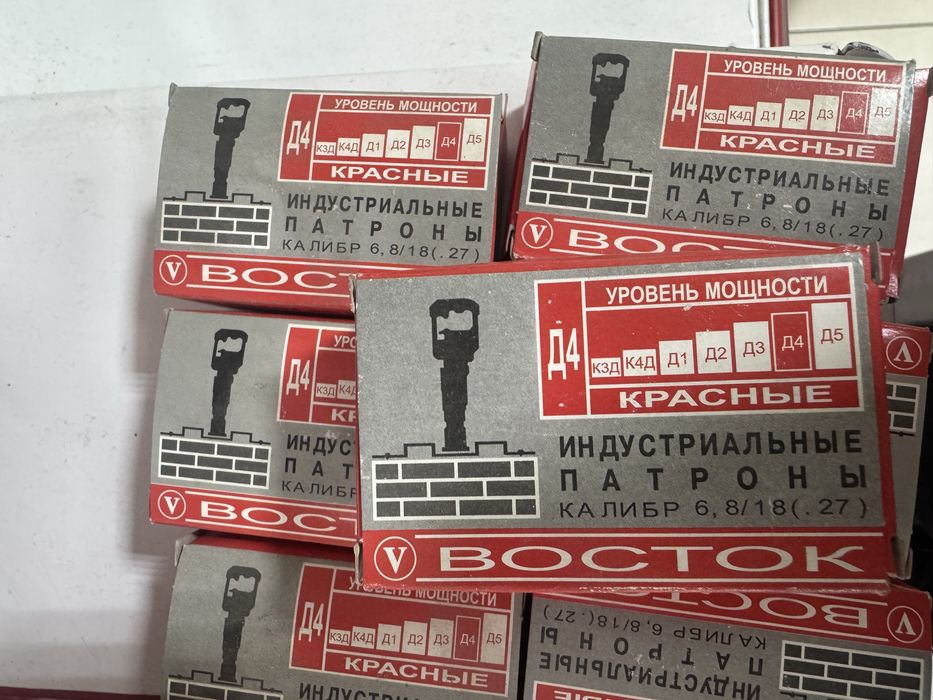 Патрон монтажный