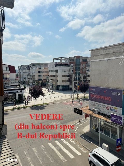 Apartament 2 camere de vanzare, ultracentral, B-dul Republicii, Barlad
