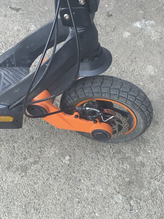 Trotineta electrica kukirin g3,  stare buna, 75 km facuti , trotineta are doar 1 luna