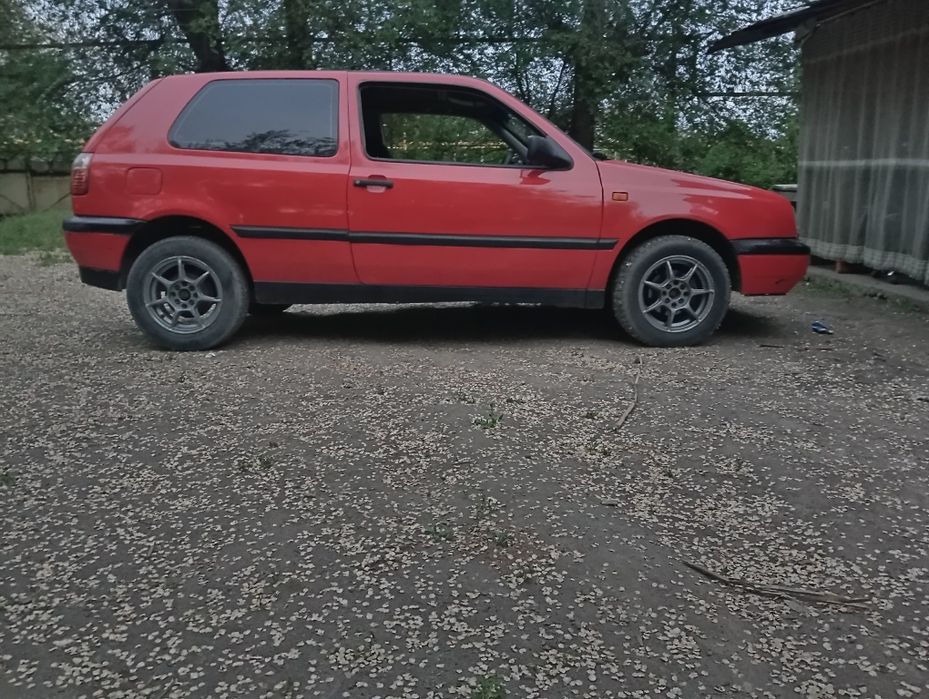 Продам Volkswagen golf 3 поколения