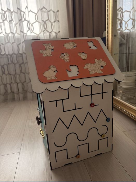 Продаю большой домик для игр