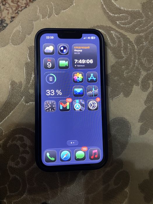 Айфон 13 обменяю на 13 про