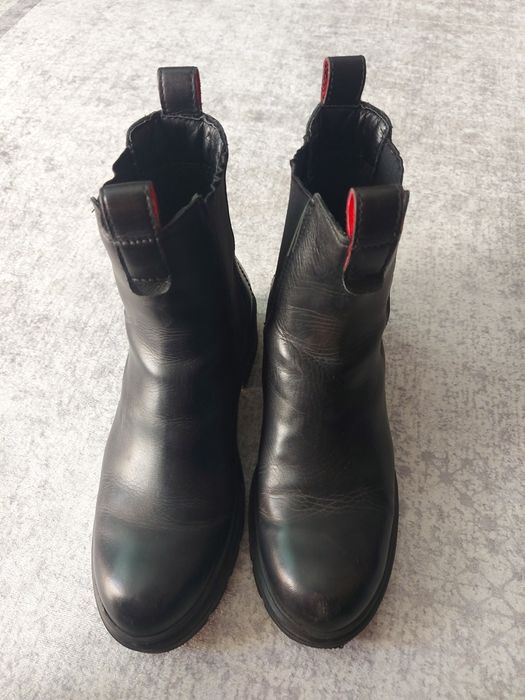 Дамски черни ботуши