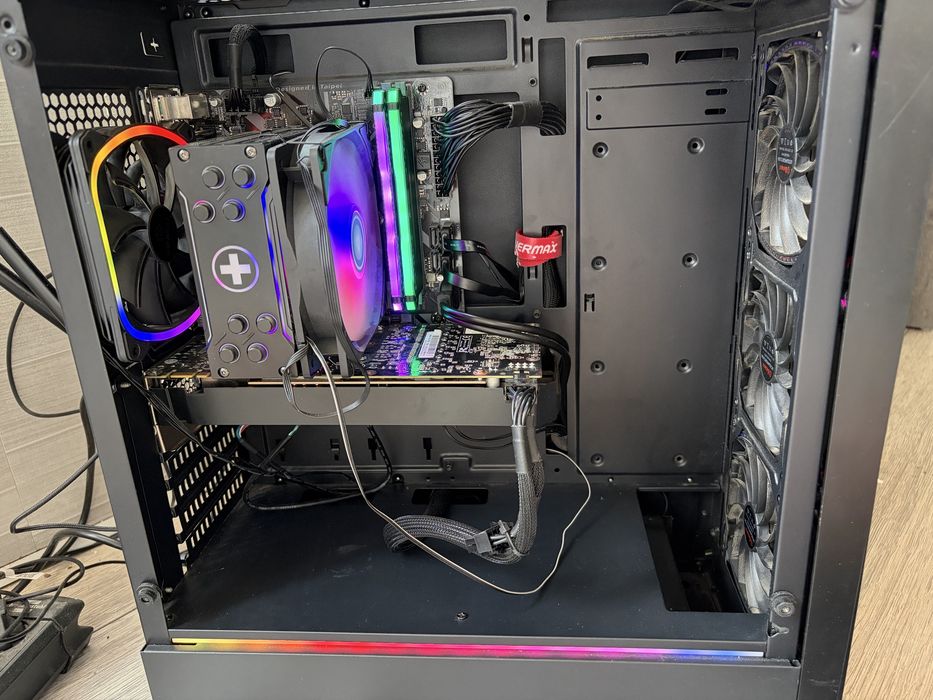 PC Gaming – i7-9700K / GTX 1070 Ti 8GB / 32GB RAM / HDD 4TB + SSD  500GB