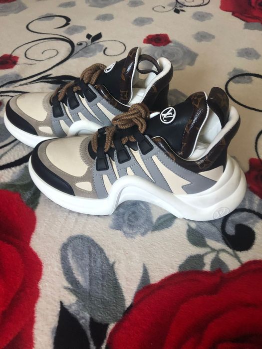 Adidasi Dama Louis Vouitton nr.39