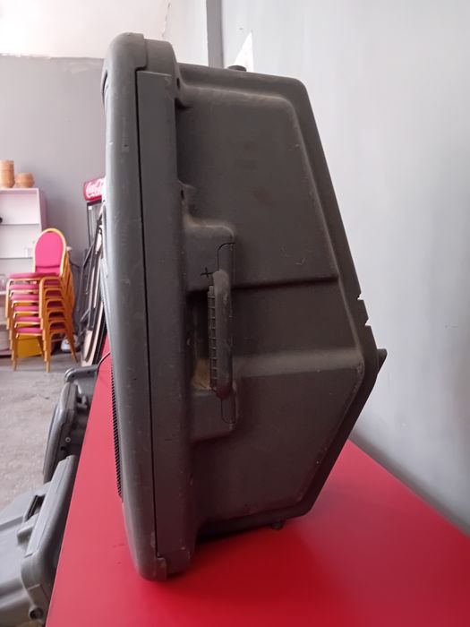 Vind Boxe JBL Profesionale