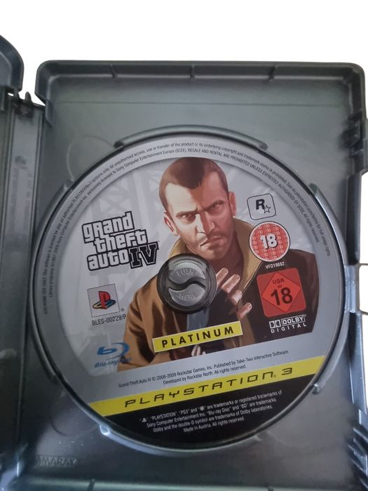 GTA 4 PS3 Platinum Edition