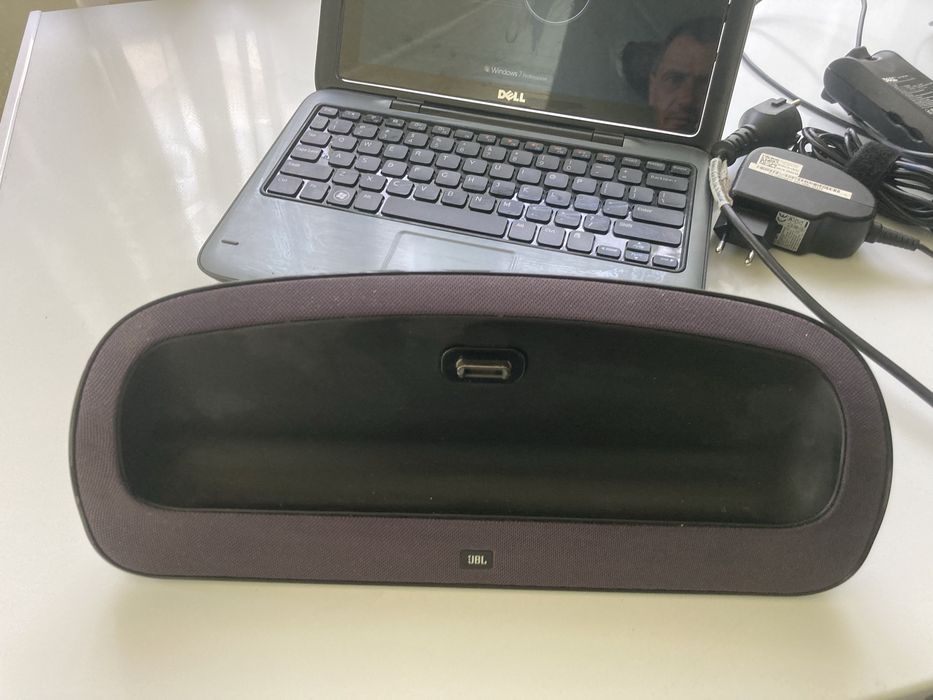 Dell Duos cu dock JBL