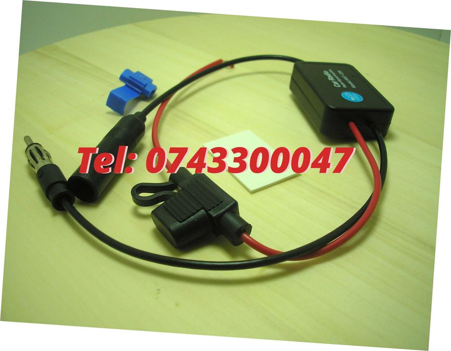 Amplificator De Semnal Antena Radio Auto Fm 12v