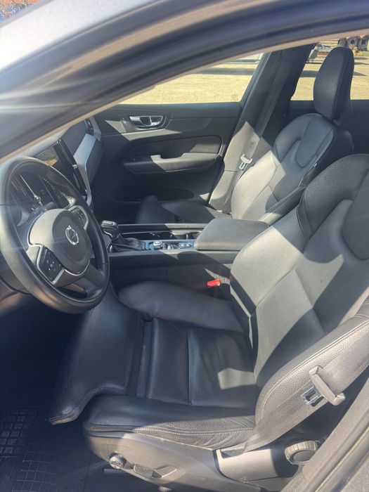Volvo XC60 -  D4 - 2020