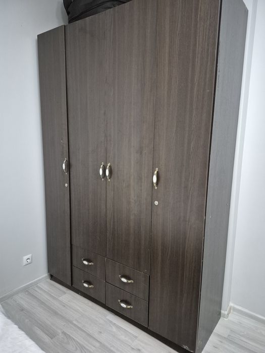Продам шкаф, по символической цене